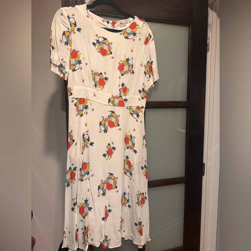 BODEN White and Red Flutter Sleeve Sundress, Midi length. NWOT.